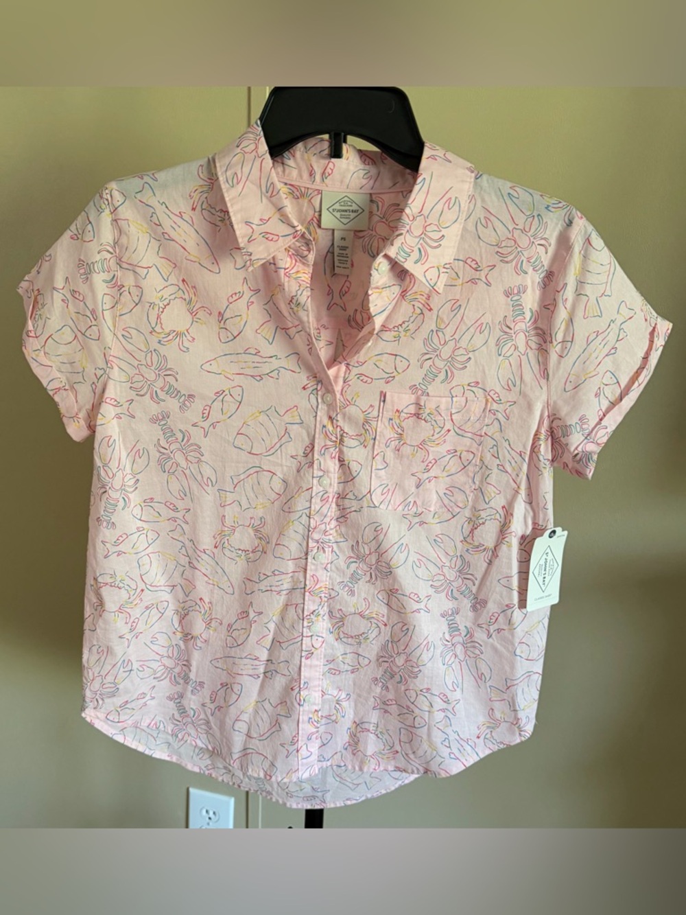 NWT Resort Wear! Overaized Pink Short-Sleeve Button Top w/Tropical Print Size PS